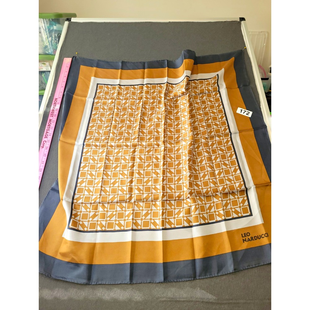 Leo Narducci Women's Silk Twill Square Scarf Geometric Brown Gray White Logo
